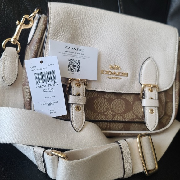 Lucy Crossbody Bag from COACH - Picture 4 of 8
